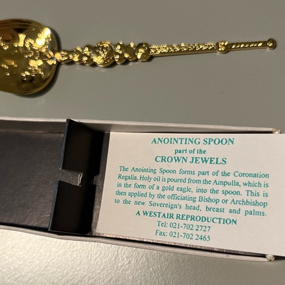 Gold Anointing Spoon - Picture 2 of 6